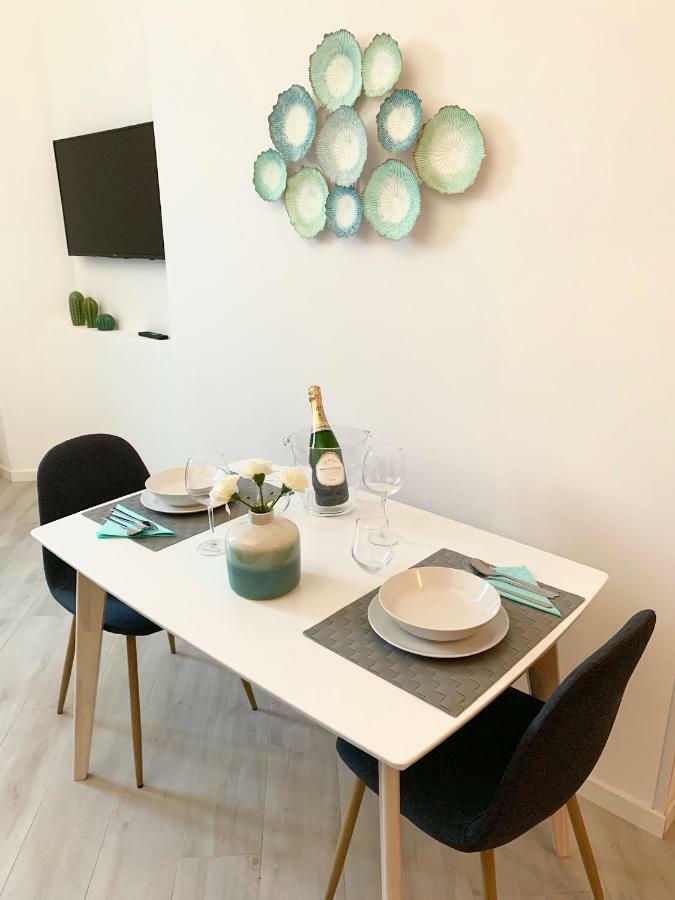 Indipendenza Luxury Apartments 볼로냐 외부 사진