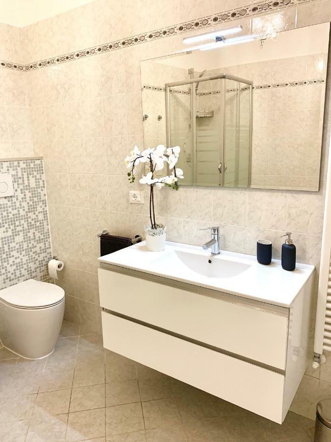 Indipendenza Luxury Apartments 볼로냐 외부 사진